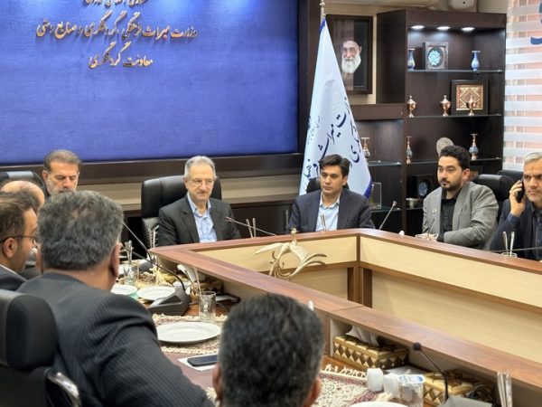 تأکید بر رفع موانع سرمایه‌گذاری و توسعه زیرساخت‌های گردشگری در غرب مازندران