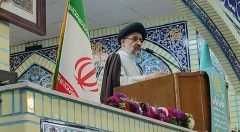 امام جمعه تنکابن: ایران ونزوئلا نیست؛ دست ما روی ماشه است