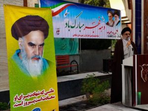 گلباران مزار شهدای تنکابن؛ پاسداری از آرمان‌های انقلاب در سالگرد ورود تاریخی امام