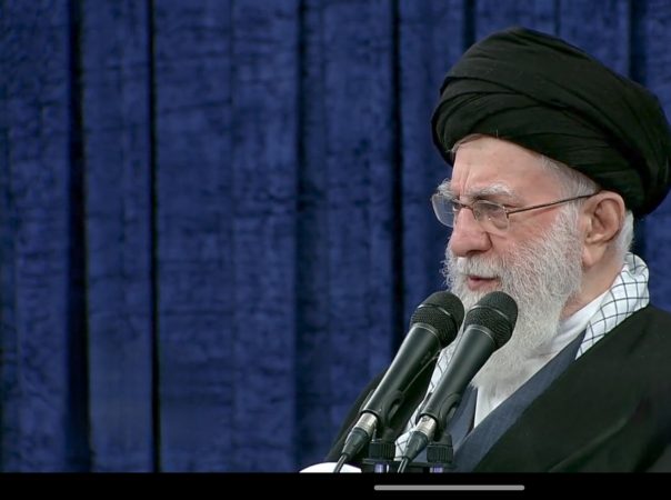 رهبر انقلاب: «کودتای دی‌ماه» زیر پای ملت له شد / آمریکا طاقت یک سیلی واقعی را ندارد